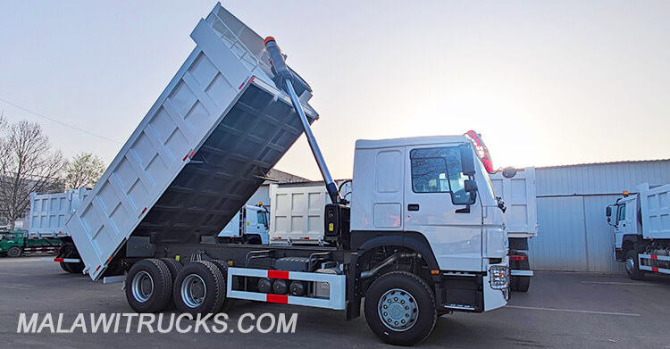 Howo 6x4 Dump Truck for Sale in Malawi