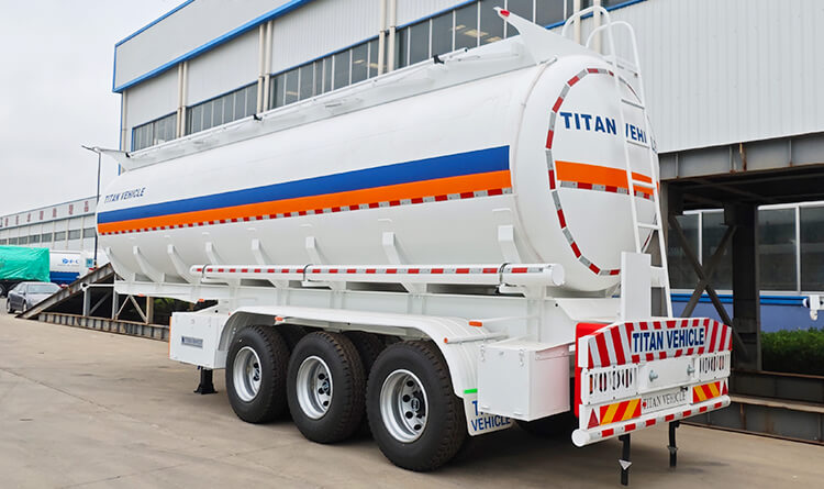 3 Axle 45000 Liters Crude Oil Tanker Trailer for Sale in Malawi
