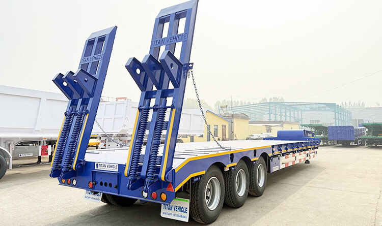 3 Axle 60 Ton Lowbed Semi Trailer for Sale in Malawi